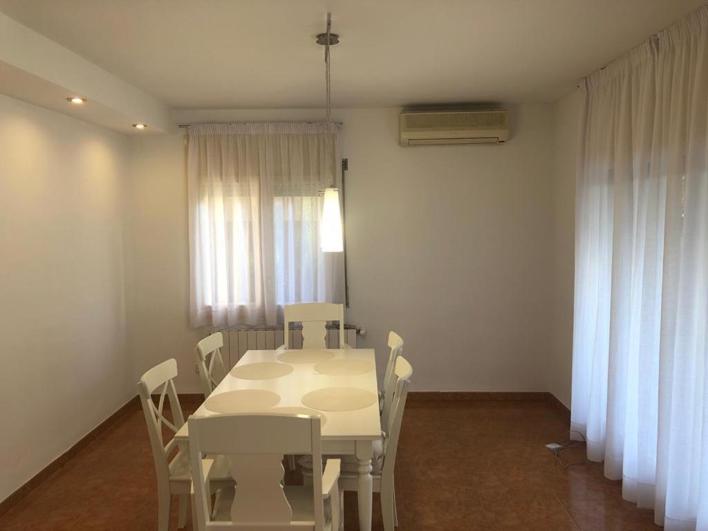 Casa Veuras Girona - Montilivi Villa Luaran gambar
