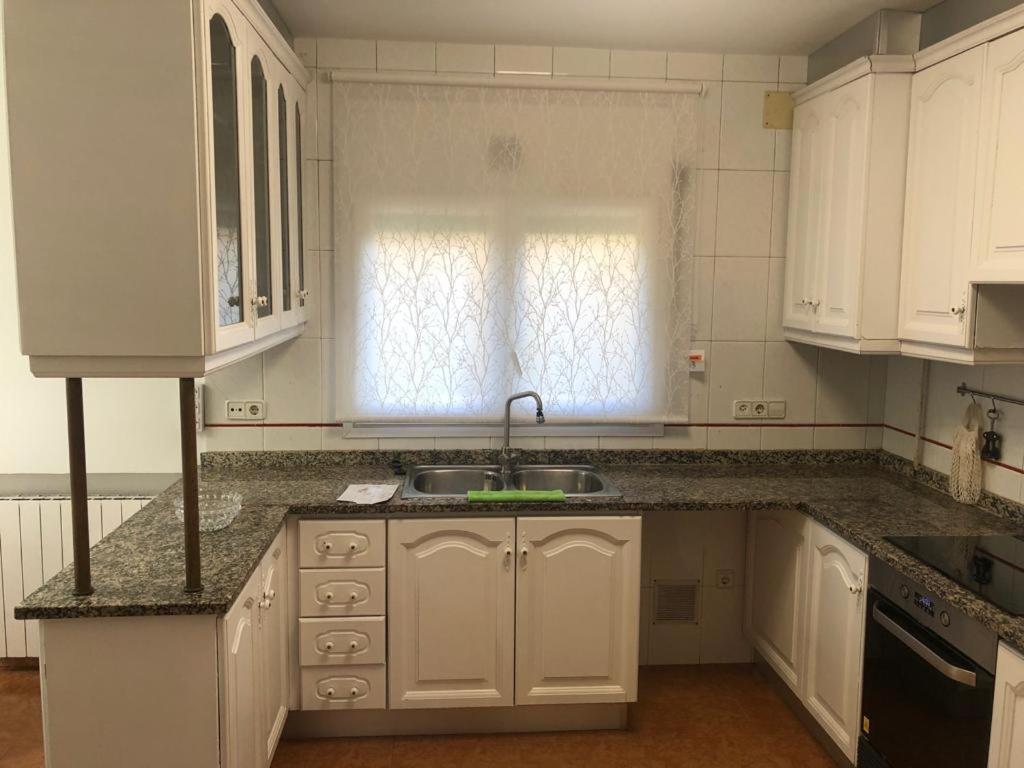 Casa Veuras Girona - Montilivi Villa Luaran gambar