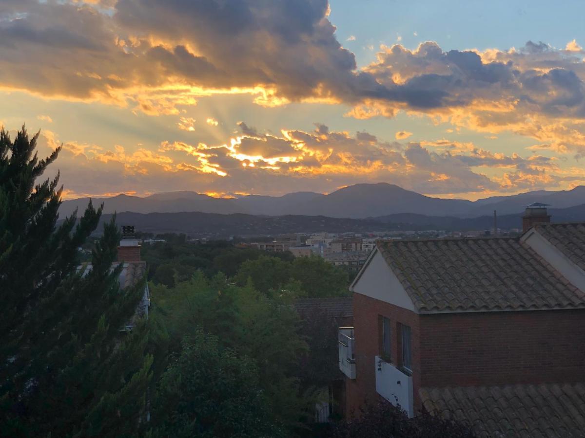 Casa Veuras Girona - Montilivi Villa Luaran gambar